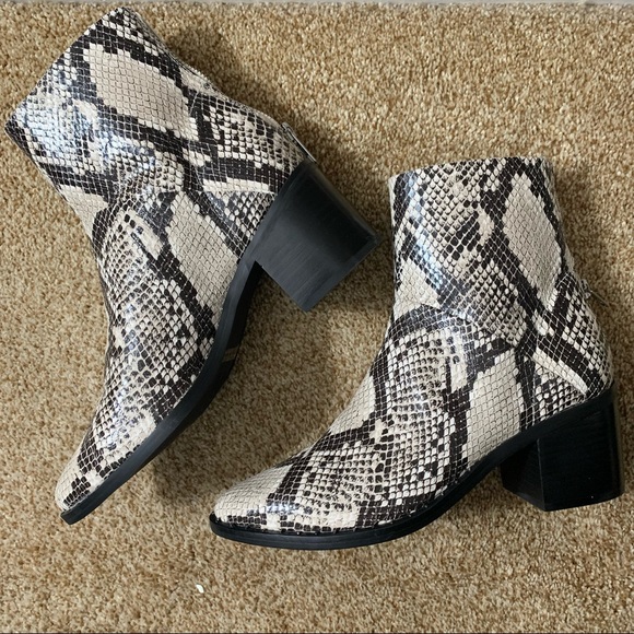 NWOT Treasure & Bond Python/Snakeskin Booties, Stud, Block/Chunky Bootie, 7.5 - Picture 1 of 13